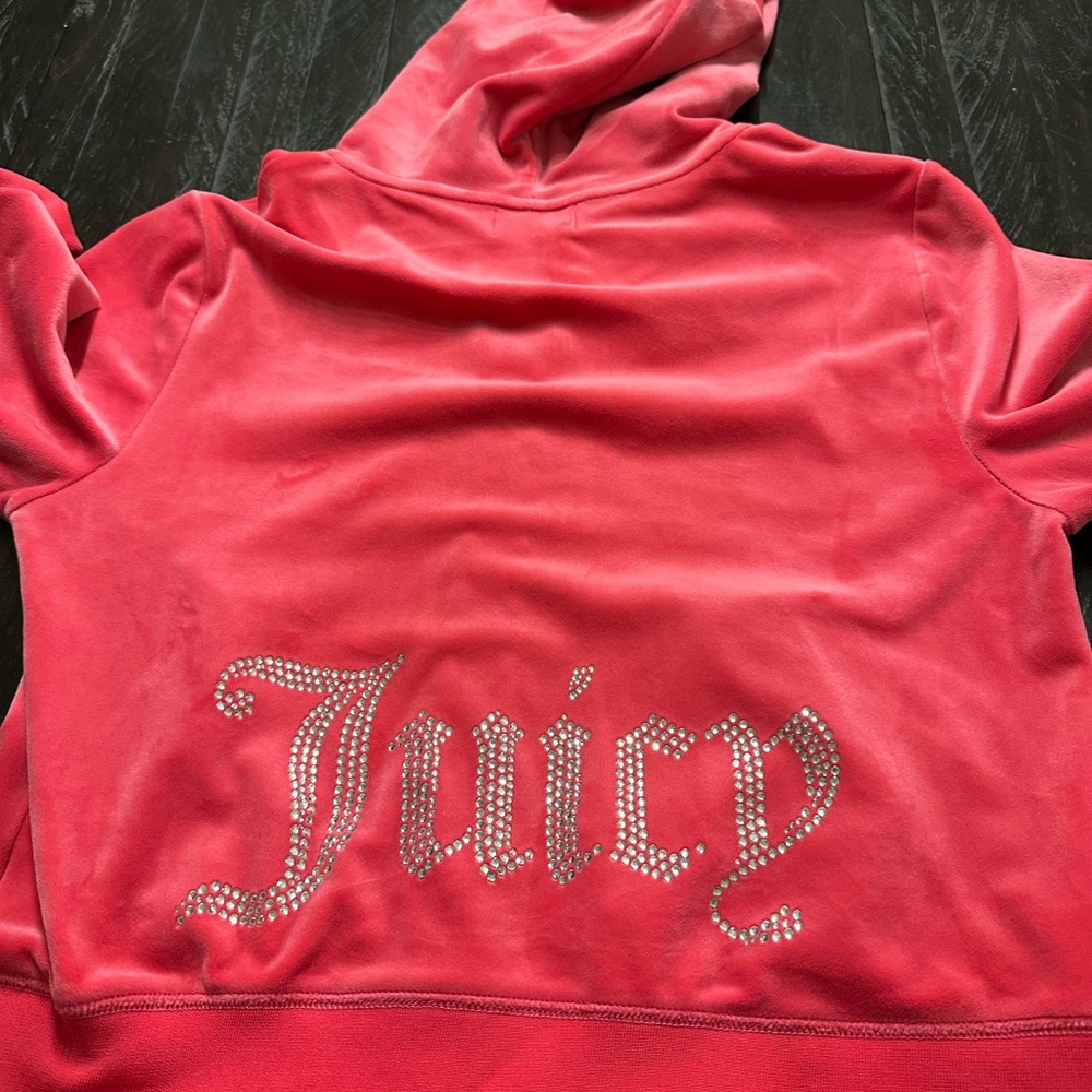 Juicy couture, medium cropped sweatshirt